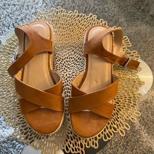Forever 21 platform slip on sandals